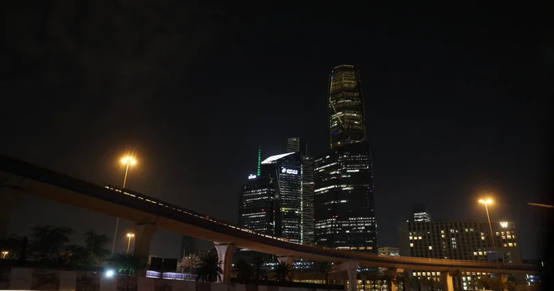 İran medyası: Suudi Arabistan ve Kuveyt in stratejik altyapı haritası İran ordusunun masasında