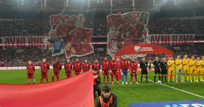 Türkiye Romanya maçında muhteşem koreografi Sözcü Gazetesi