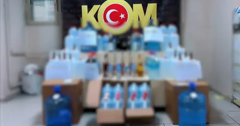 İstanbul’da kaçak içki operasyonu: Baza altından koli koli kaçak içki çıktı İstanbul Haberleri