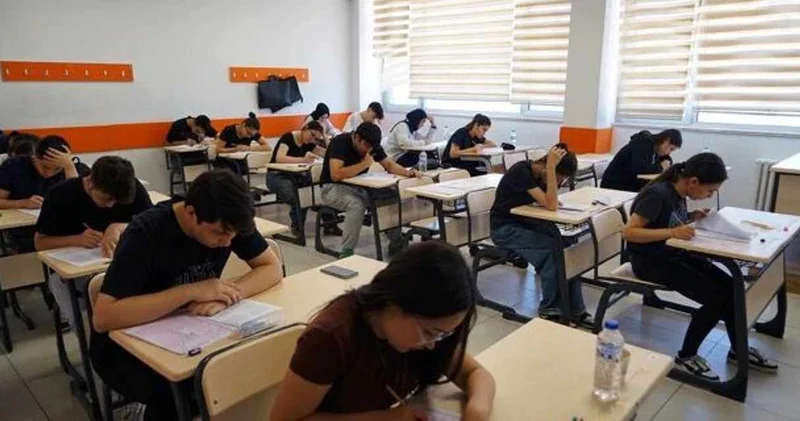 LGS’de ilk! Sınav arasında öğrencilere beslenme paketi verilecek