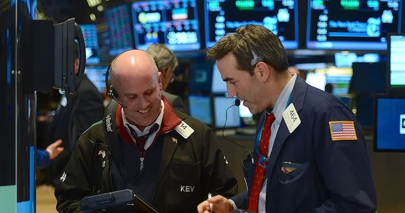 Küresel piyasalar Orta Doğu gerilimiyle yön arıyor: Çelişkili mesajlar oynaklığı artırıyor Sözcü Gazetesi