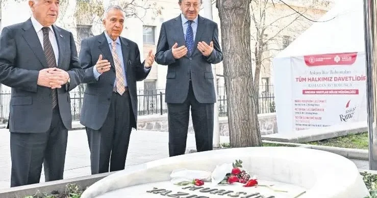 YAVUZ DONAT Muhsin Yazıcıoğlu... Rahmetle...