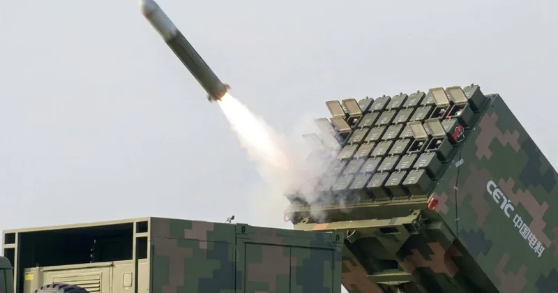 Çin, aynı anda 96 dronu yönetebilen dev silahı sahaya sürdü Sözcü Gazetesi