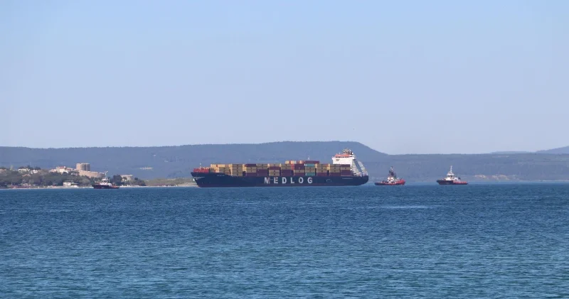 Çanakkale’de gemi arızası: Boğaz çift yönlü transit gemi geçişlerine kapatıldı Gündem Haberleri