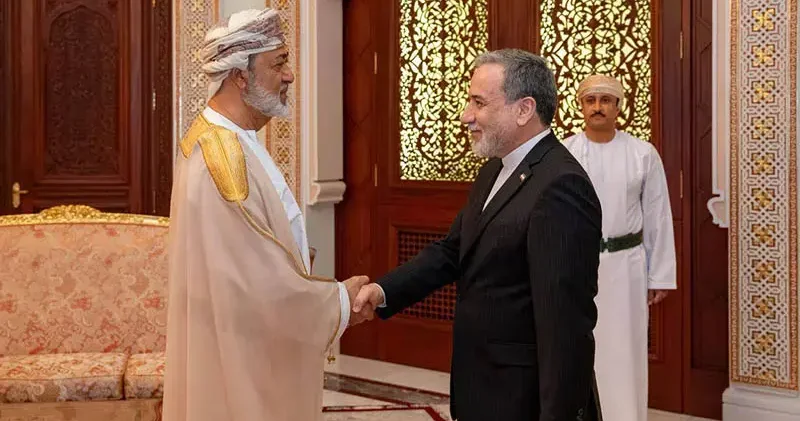 İran Dışişleri Bakanı Arakçi, Umman Sultanı Heysem Bin Tarık ile bir araya geldi