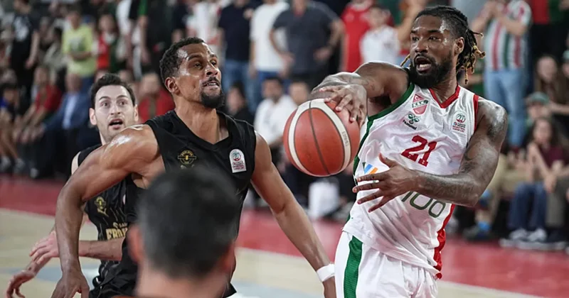 Karşıyaka evinde galip!