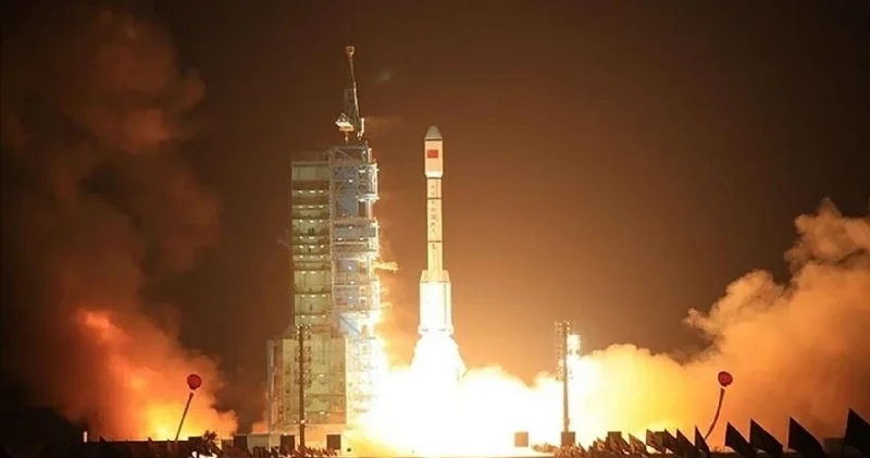 Çin Pakistan ın yer gözlem uydusunu fırlattı Asya Haberleri