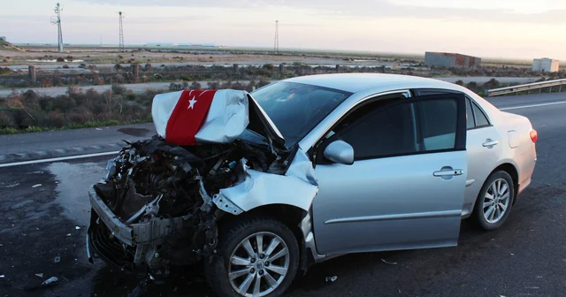 Kazayı görüp yardım etmek için duranların otomobiline başka araç çarptı: 1 ölü, 5 yaralı Aksaray Haberleri