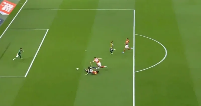 Davidson Sanchez’in Sidiki Cherif’e yaptığı hareket penaltı mı? Futbol Haberleri