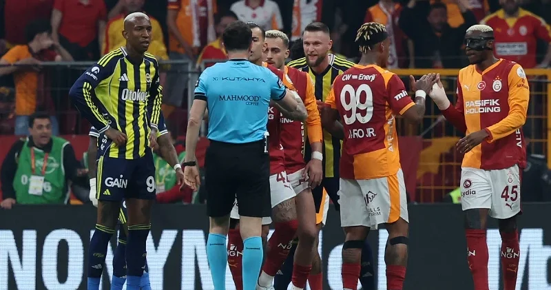 Galatasaray dan derbide Yasin Kol a sert tepki: İlk yarı biter bitmez paylaşıldı Futbol Haberleri
