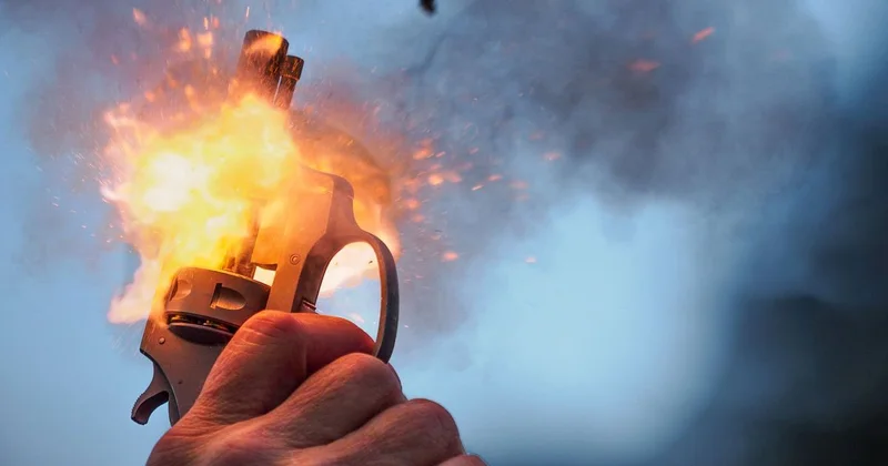 Kamışlı dan açılan ateş Nusaybin de profesörü yaraladı