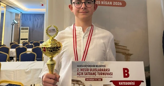 Çeşme Belediyesporlu Ali Arda Eracar dan, Satranç Turnuvası nda şampiyonluk İzmir Haberleri