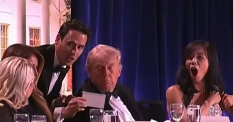 Son dakika... Washington da panik! Trump ın yemeğinde silah sesi duyuldu