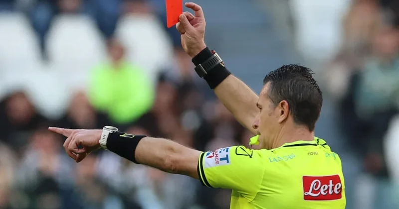 İtalya da hakem skandalı! Gece yarısı istifa geldi Sözcü Gazetesi