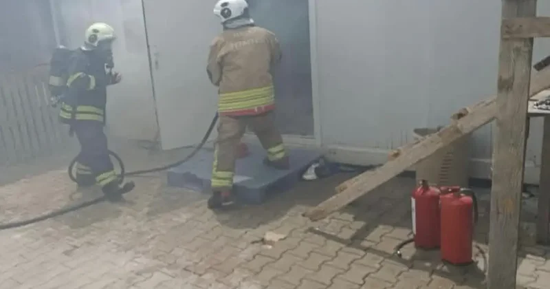 Antakya’da konteyner yangını