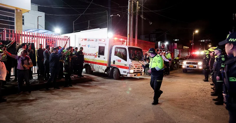 Kolombiya da bombalı saldırıda 14 kişi öldü, 38 kişi yaralandı