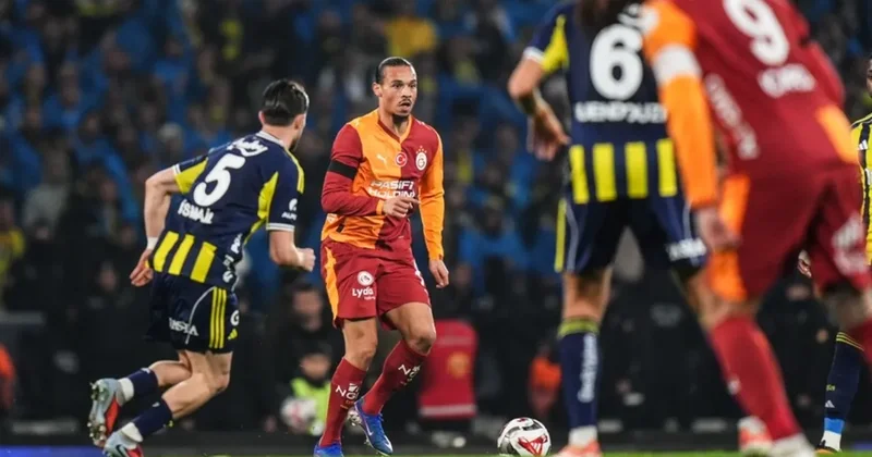 GALATASARAY FENERBAHÇE CANLI Süper Lig de kritik derbi! İşte Galatasaray Fenerbahçe maçının 11 leri...