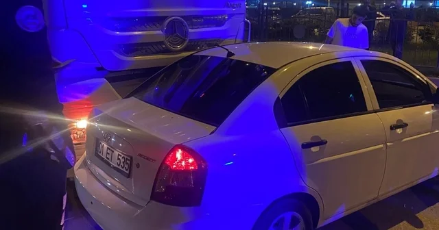 Kamyon otomobili sürükledi Adıyaman Haberleri