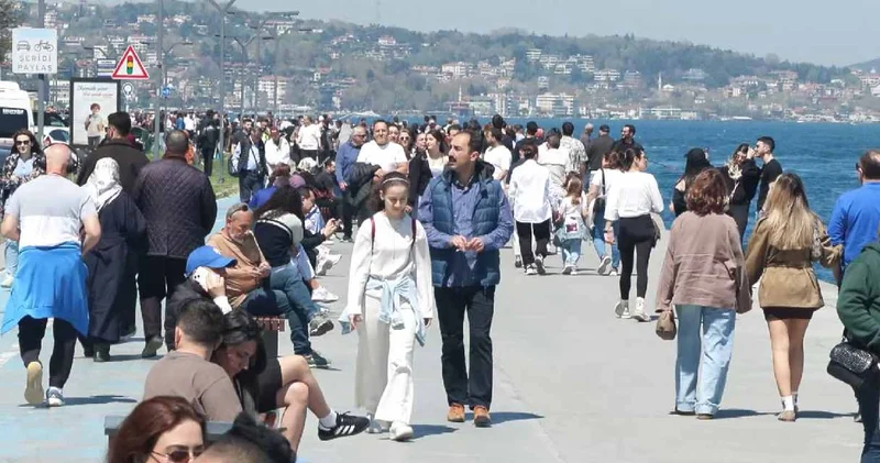 İstanbullular soluğu sahillerde aldı