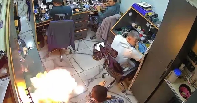 Şarjdaki telefon alev aldı Şanlıurfa Haberleri