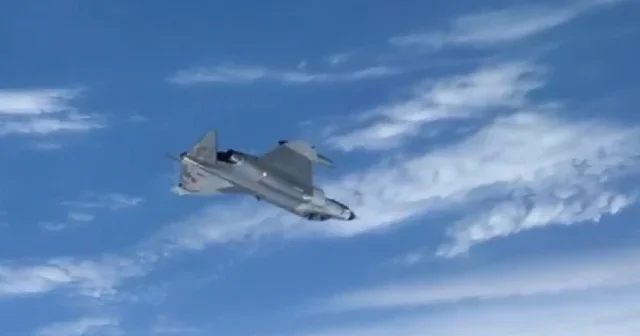 Karadeniz semalarında çelik imza: F 4E/2020’lerle nefes kesen uçuş VİDEO İZLE