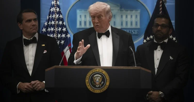 ABD Başkanı Trump tan müzakerelere ilişkin açıklama: İranlılar görüşmek isterse bizi arayabilirler Dünya Haberleri