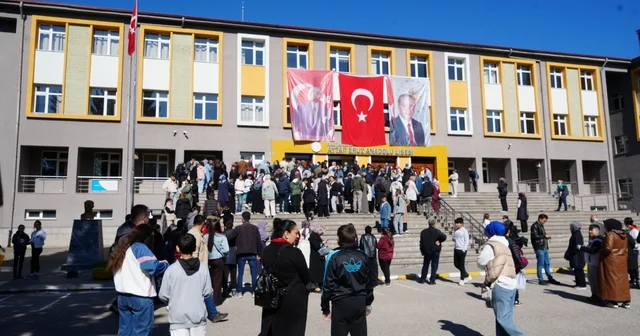 Kastamonu da öğrencilerin bursluluk sınavı heyecanı başladı Kastamonu Haberleri