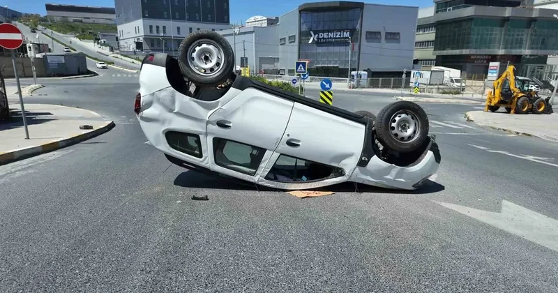 Esenyurt’ta kazaya karışan otomobil takla attı