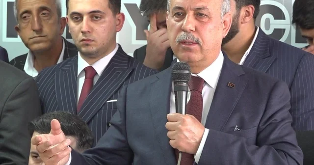 MHP Gaziantep İl Başkanı Mehmet Sait Kılıç göreve başladı MHP Gaziantep İl Başkanı Mehmet Sait Kılıç: Tek kaygımız, tek tasamız bayrağı, üç hilali daha yükseğe çıkarmak Gaziantep Haberleri