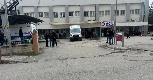 Siirt te küçük çocuk süs havuzunda boğulma tehlikesi geçirdi Siirt Haberleri