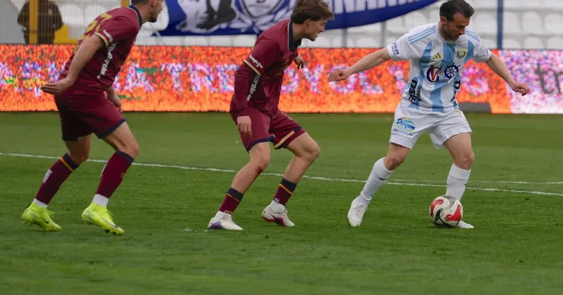 Şampiyon 90+4 te gol makinesiyle puanı kurtardı!