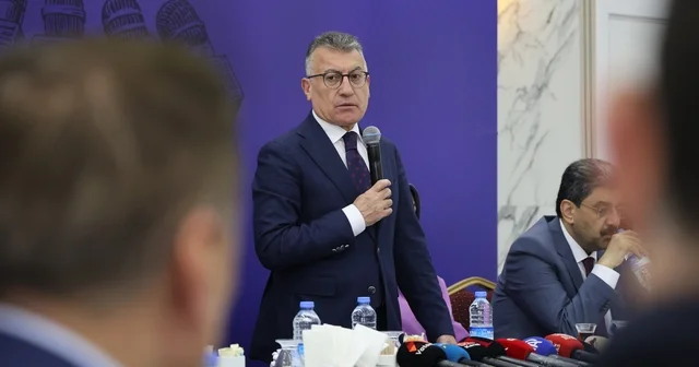 Güler, CHP de yaşanan sürecin CHP nin iç meselesi olduğunu söyledi AK Parti Grup Başkanı Abdullah Güler, grup başkanları genel başkana bağlı olarak çalışır, onun talimatı ve bilgisi dahilinde görev yaparlar Sivas Haberleri
