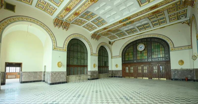 Haydarpaşa Garı ndaki restorasyon çalışmaları sürüyor