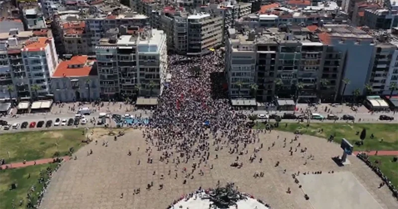 Özgür Özel Meydan Okudu Ama Meydana Çıkamadı: Gündoğdu Yerine Ara Sokakta Miting