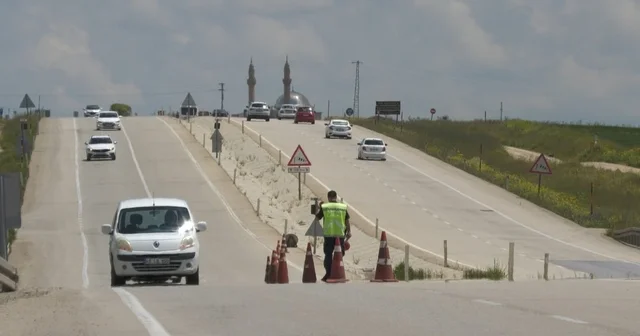 26 ilin geçiş güzergahı Kırşehir´de bayram arifesinde trafik denetimi Kırşehir Haberleri