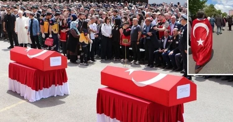 Şehit cenazesinde yürek burkan ölüm... Türk bayrağına sarılı konuştu, fenalaşıp hayatını kaybetti