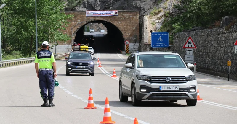 Kara yollarında tedbirler üst seviyede