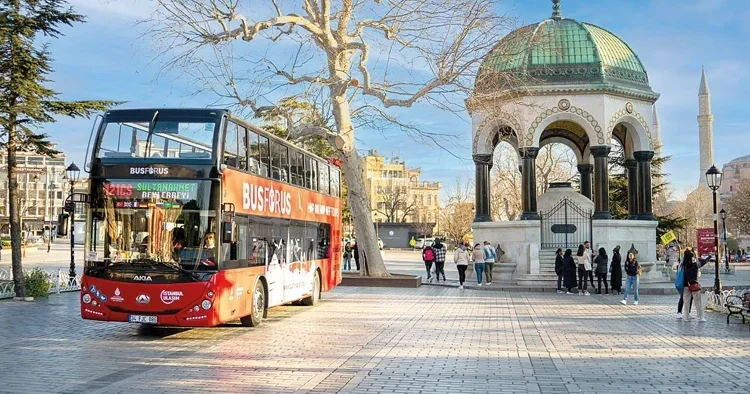 Hop on hop off… Turistik İstanbul rotası