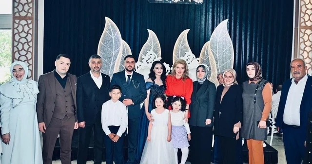 Milletvekili Ölmeztoprak tan saha çalışmaları Bizim için en kıymetli yol hemşehrilerimizin gönül dünyasına temas etmektir Malatya Haberleri