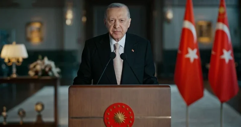 Cumhurbaşkanı Erdoğan dan Kurban Bayramı mesajı: Türkiye iç cephesiyle istikrar adası olarak göz dolduruyor Gündem Haberleri