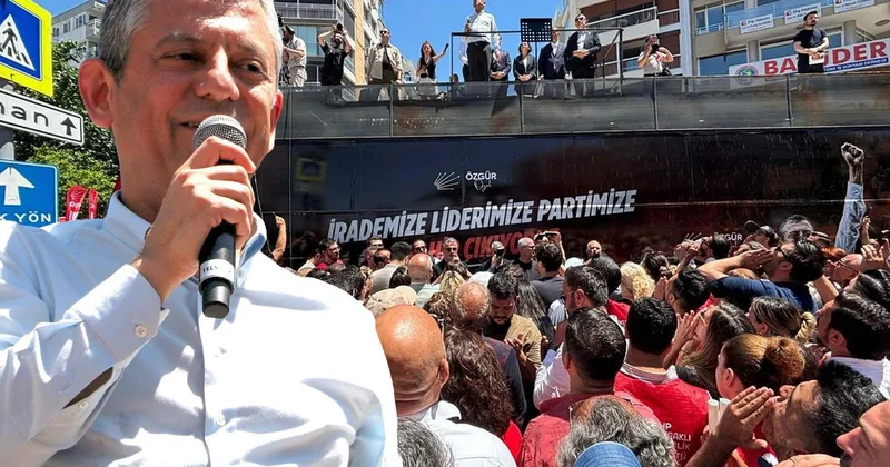 Mitingde fenalaşan vatandaşa ilk teşhis Özgür Özel den: Biraz bilirim bu işleri