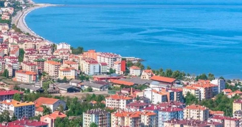 Bayram tatili için o ilçeye nüfusunun on katı turist geldi Sözcü Gazetesi