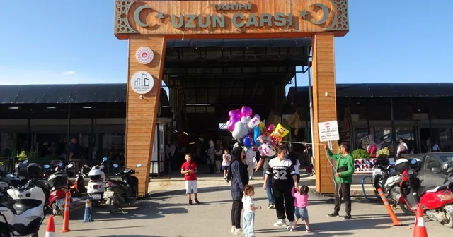Hatay daki prefabrik Uzun Çarşı da bayram yoğunluğu Hatay Haberleri