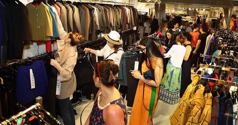 Kurban Bayramı öncesi alışveriş hareketliliği hazır giyim sektöründe de hız kazandı