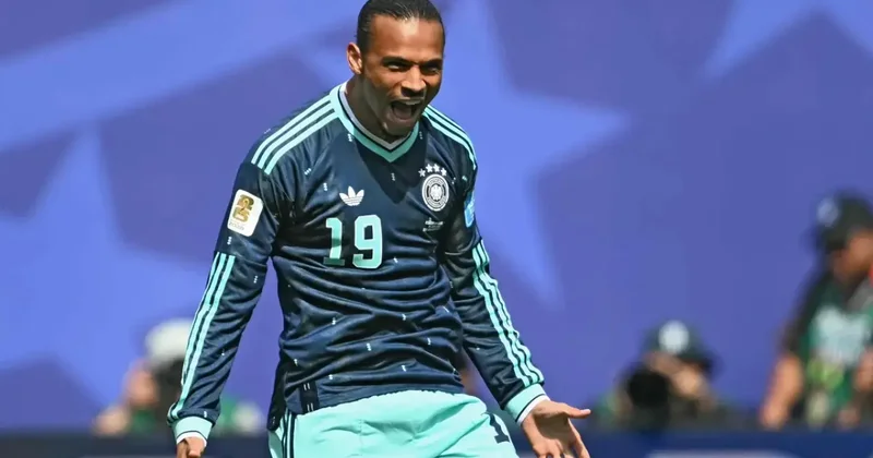 Leroy Sane Almanya tarihine geçti!