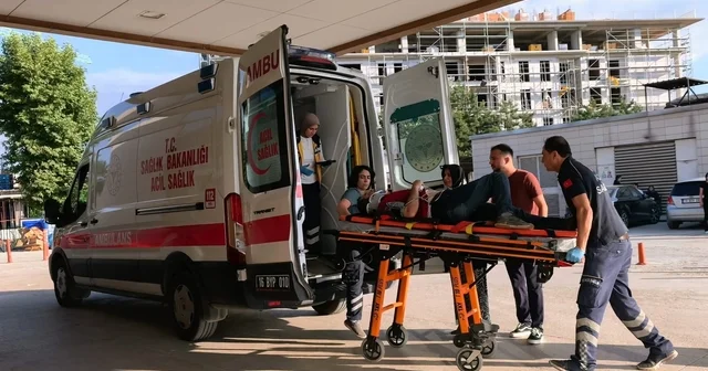 Rahatsızlanıp, park halindeki otomobile çarpan motosikletin sürücüsünün aort damarı yırtıldı Bursa Haberleri Habertürk Yerel Haberler