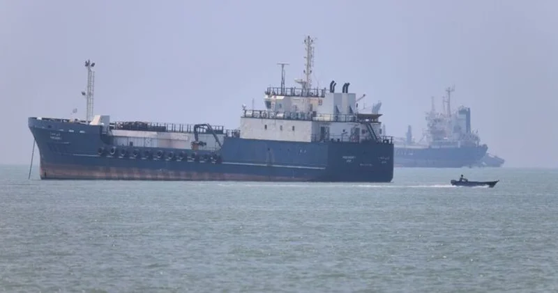 İran basını: Hürmüz Boğazı ndan izinsiz geçiş yapmak isteyen 3 tanker durduruldu Dış Haberler