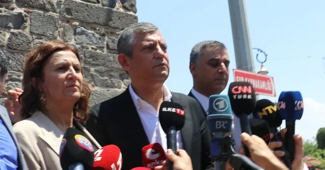 Özgür Özel: Kayyımdan sonra binaları geride bıraktık, yürüyoruz Diyarbakır Haberleri Habertürk Yerel Haberler