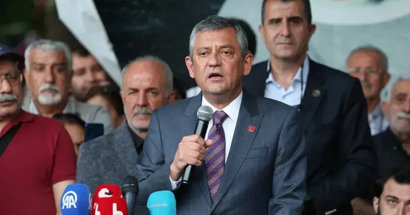 Hain Kemal sloganları atılmıştı: CHP lilerin parti üyelikleri askıya alındı