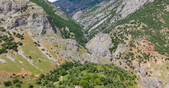 Tunceli’de saklı rota: Rabat Vadisi tarih ve doğayı buluşturuyor VİDEO İZLE